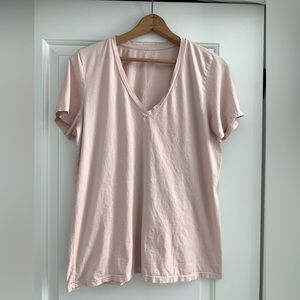 Everlane Supima cotton v-neck tee